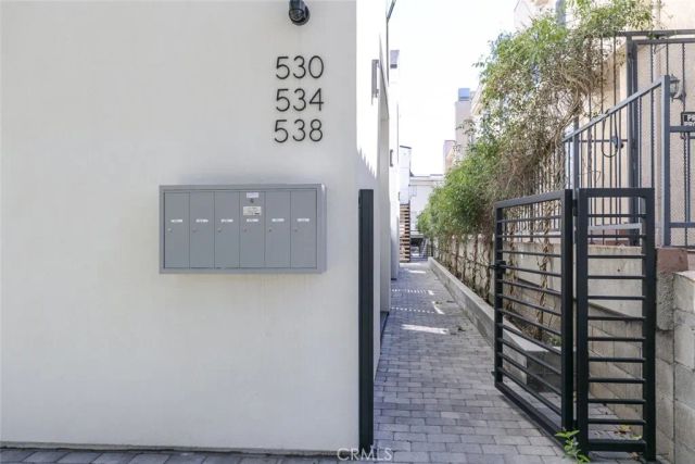 534 E San Jose Avenue, Burbank, CA 91501