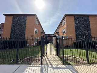 1727 W TOUHY Avenue 5, Chicago, IL 60626