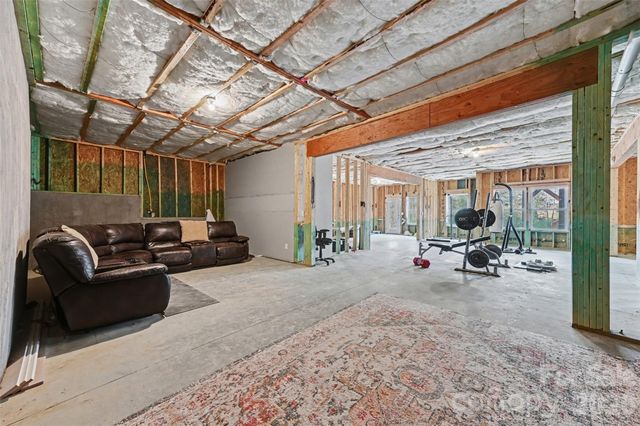 1310 Bershire Lane, Charlotte, NC 28262