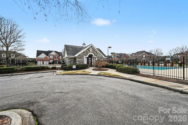 1310 Bershire Lane, Charlotte, NC 28262