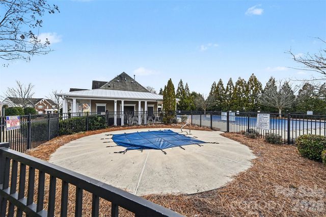 1310 Bershire Lane, Charlotte, NC 28262