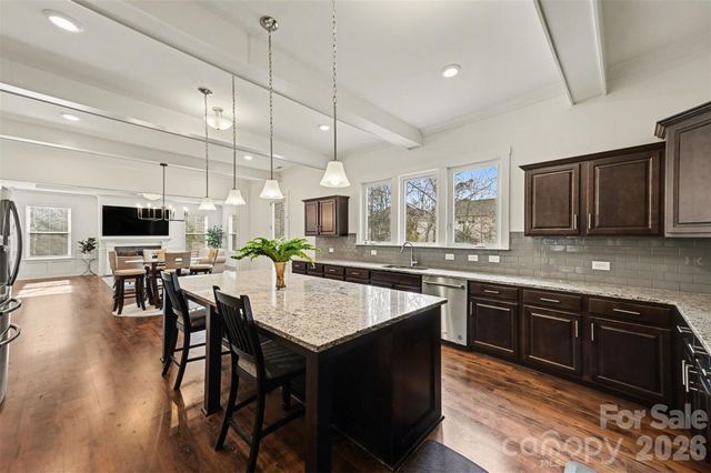 1310 Bershire Lane, Charlotte, NC 28262