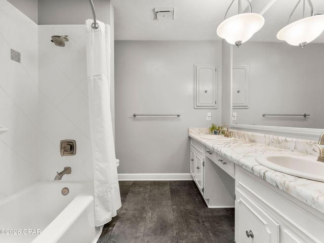 4439 Vista Lane, Lynn Haven, FL 32444