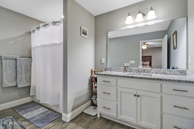 1095 Fuagte Rd, Evensville, TN 37332