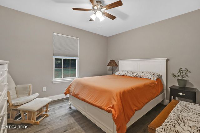 1095 Fuagte Rd, Evensville, TN 37332