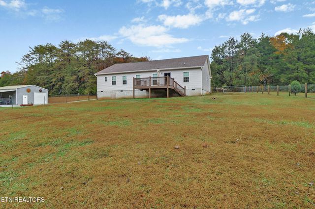 1095 Fuagte Rd, Evensville, TN 37332