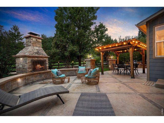 7374 New Raymer Ct, Fort Collins, CO 80525