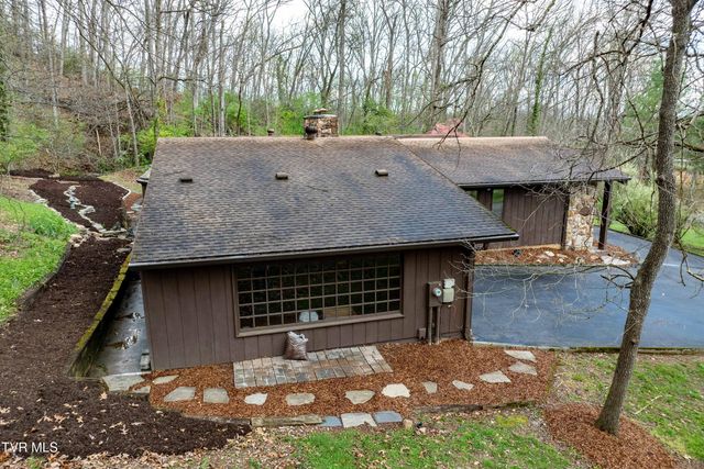 102 Tracy Lane, Bristol, TN 37620