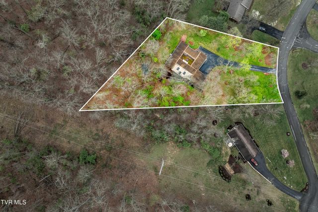 102 Tracy Lane, Bristol, TN 37620