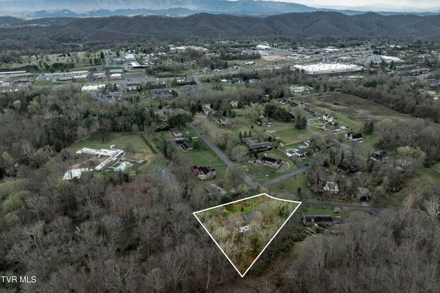 102 Tracy Lane, Bristol, TN 37620