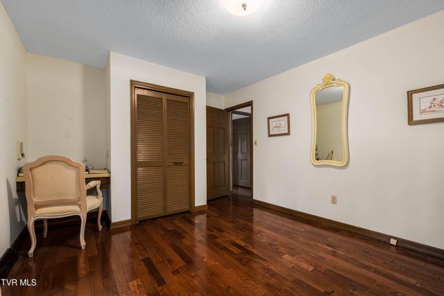 102 Tracy Lane, Bristol, TN 37620