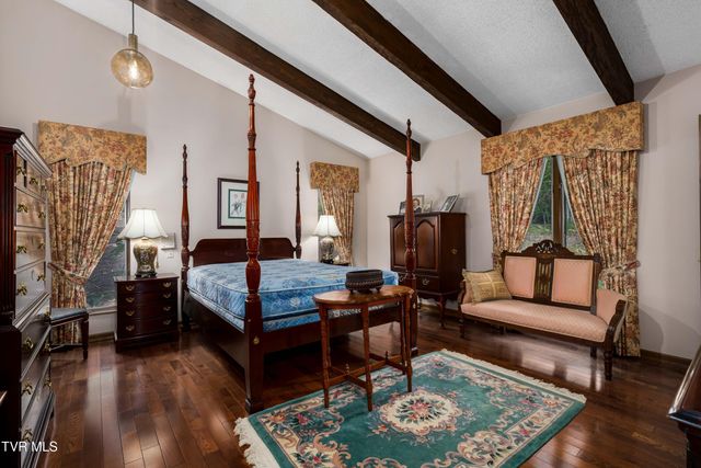 102 Tracy Lane, Bristol, TN 37620