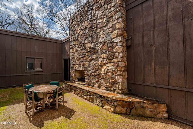 102 Tracy Lane, Bristol, TN 37620