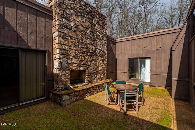 102 Tracy Lane, Bristol, TN 37620