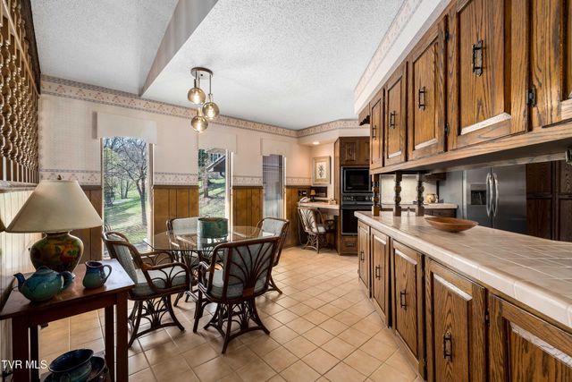 102 Tracy Lane, Bristol, TN 37620