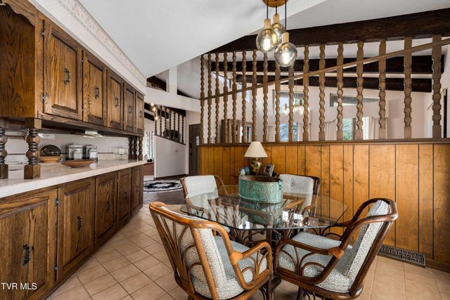 102 Tracy Lane, Bristol, TN 37620