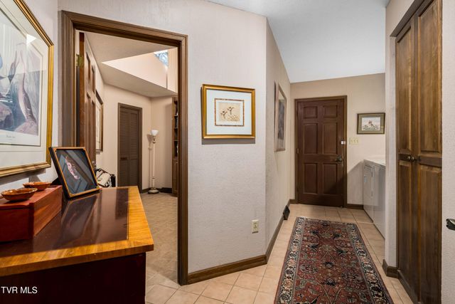 102 Tracy Lane, Bristol, TN 37620