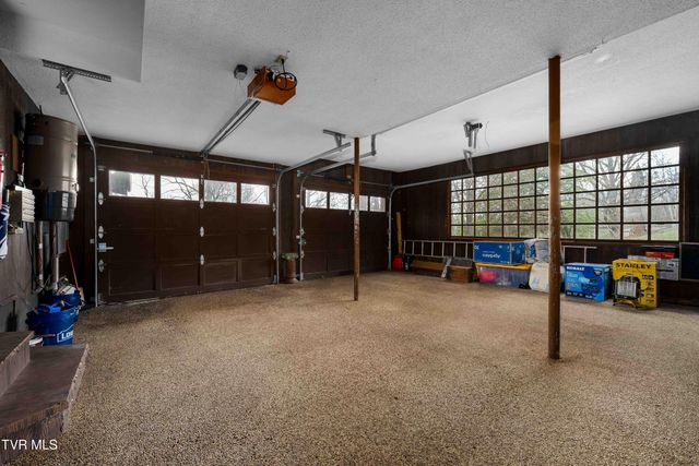 102 Tracy Lane, Bristol, TN 37620