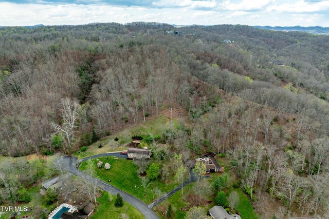 102 Tracy Lane, Bristol, TN 37620