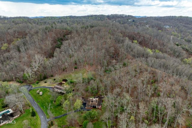 102 Tracy Lane, Bristol, TN 37620