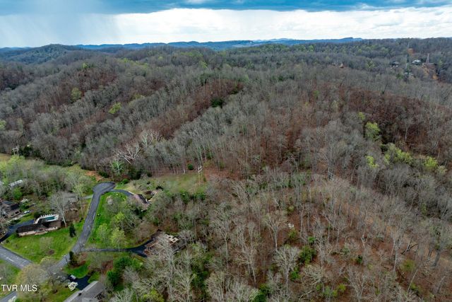 102 Tracy Lane, Bristol, TN 37620