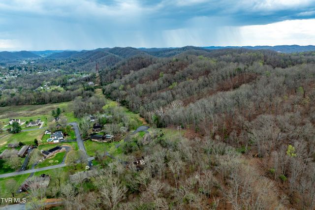 102 Tracy Lane, Bristol, TN 37620