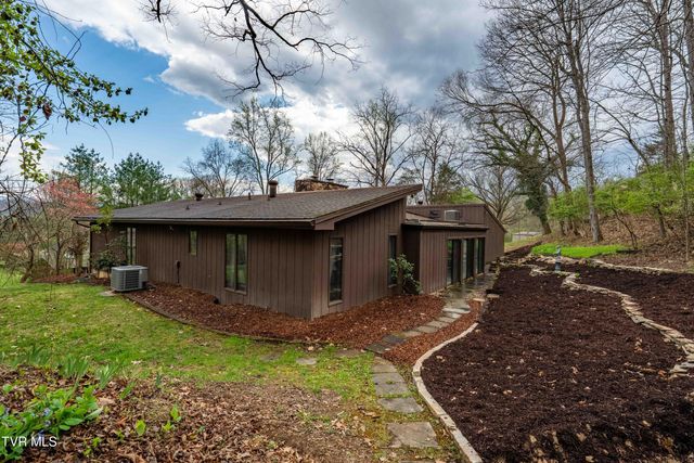 102 Tracy Lane, Bristol, TN 37620