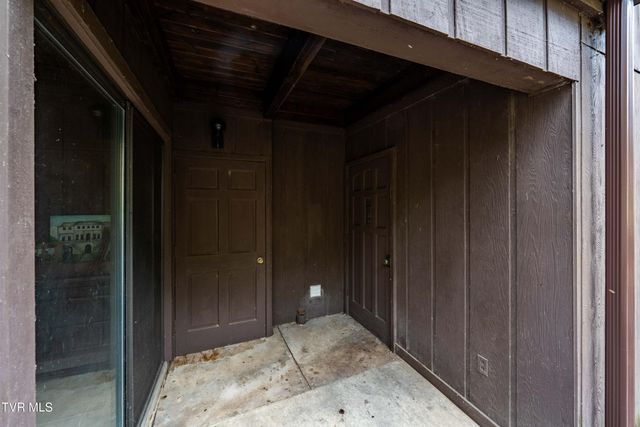 102 Tracy Lane, Bristol, TN 37620