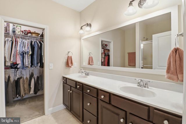 637 LITITZ RESERVE LN, Lititz, PA 17543