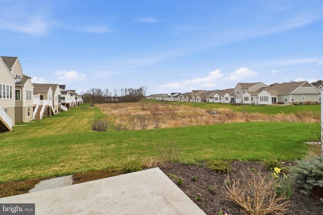 637 LITITZ RESERVE LN, Lititz, PA 17543