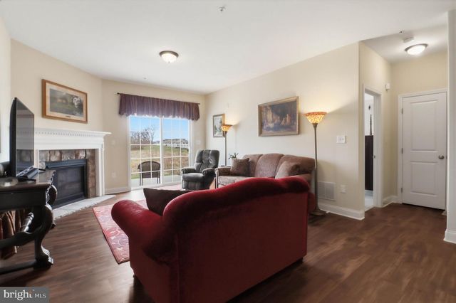 637 LITITZ RESERVE LN, Lititz, PA 17543
