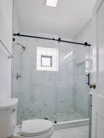 1932 East Avenue, Berwyn, IL 60402