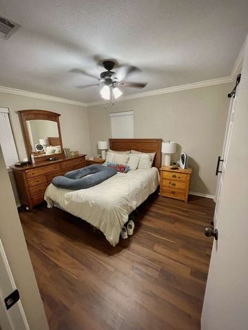 6243 Crest Lane, Oak Grove, TX 75142