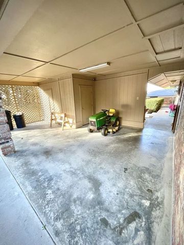 6243 Crest Lane, Oak Grove, TX 75142