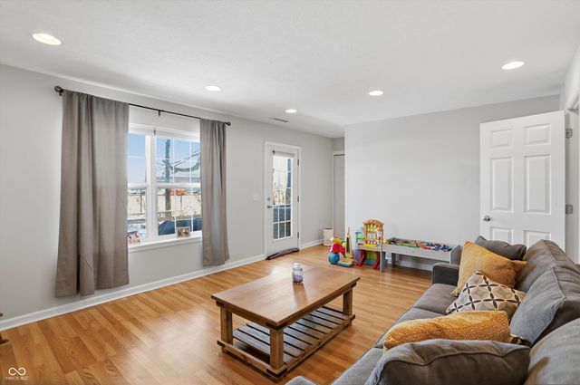 992 Bard Lane, Carmel, IN 46032