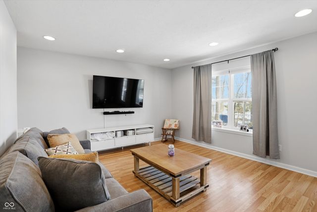 992 Bard Lane, Carmel, IN 46032