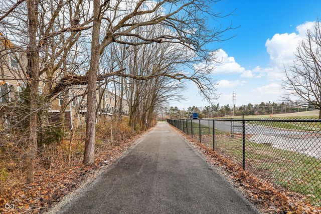 992 Bard Lane, Carmel, IN 46032