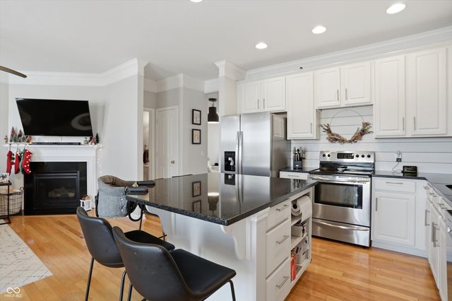 992 Bard Lane, Carmel, IN 46032