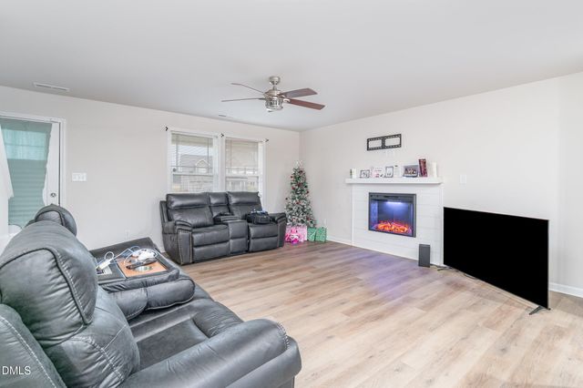 208 Tuscany Circle, Princeton, NC 27569