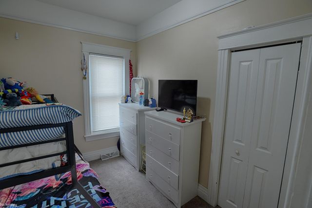 918 Vanderburgh Place, Port Huron, MI 48060