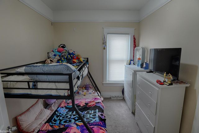 918 Vanderburgh Place, Port Huron, MI 48060