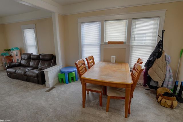 918 Vanderburgh Place, Port Huron, MI 48060