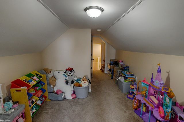 918 Vanderburgh Place, Port Huron, MI 48060