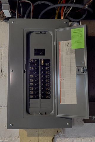 918 Vanderburgh Place, Port Huron, MI 48060