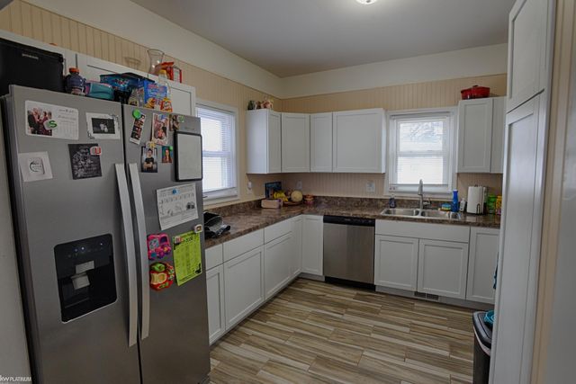 918 Vanderburgh Place, Port Huron, MI 48060