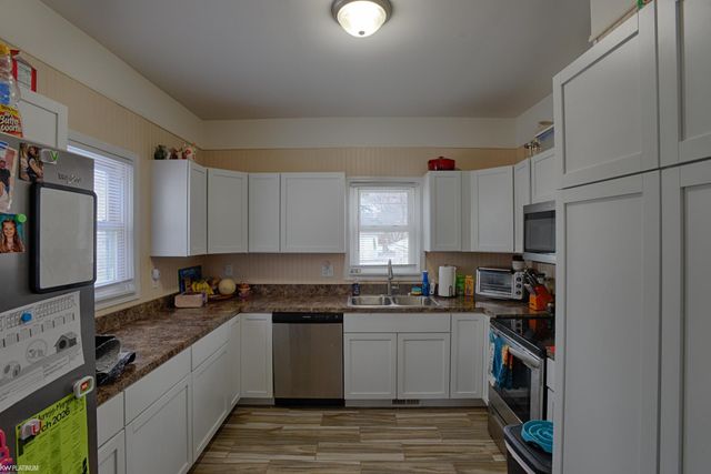 918 Vanderburgh Place, Port Huron, MI 48060