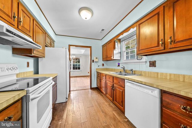 5 WESTWOOD CT, Medford, NJ 08055