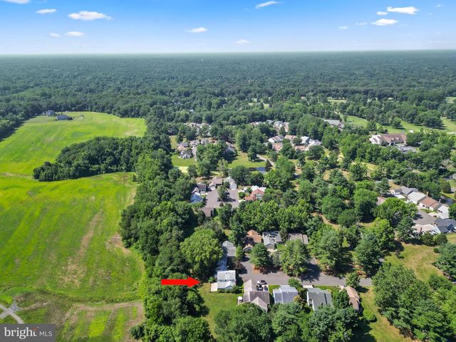 5 WESTWOOD CT, Medford, NJ 08055