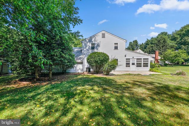 5 WESTWOOD CT, Medford, NJ 08055