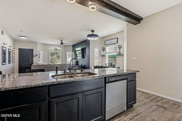 14270 RICHARD WILES, El Paso, TX 79938